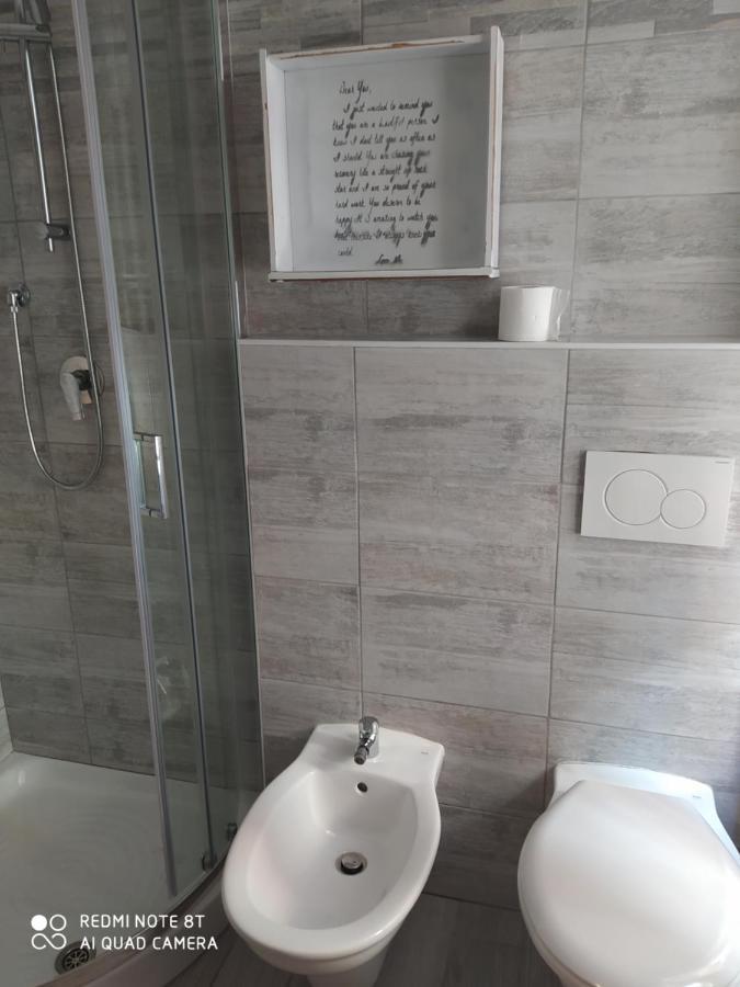 Angy'S Rooms San Remo Buitenkant foto