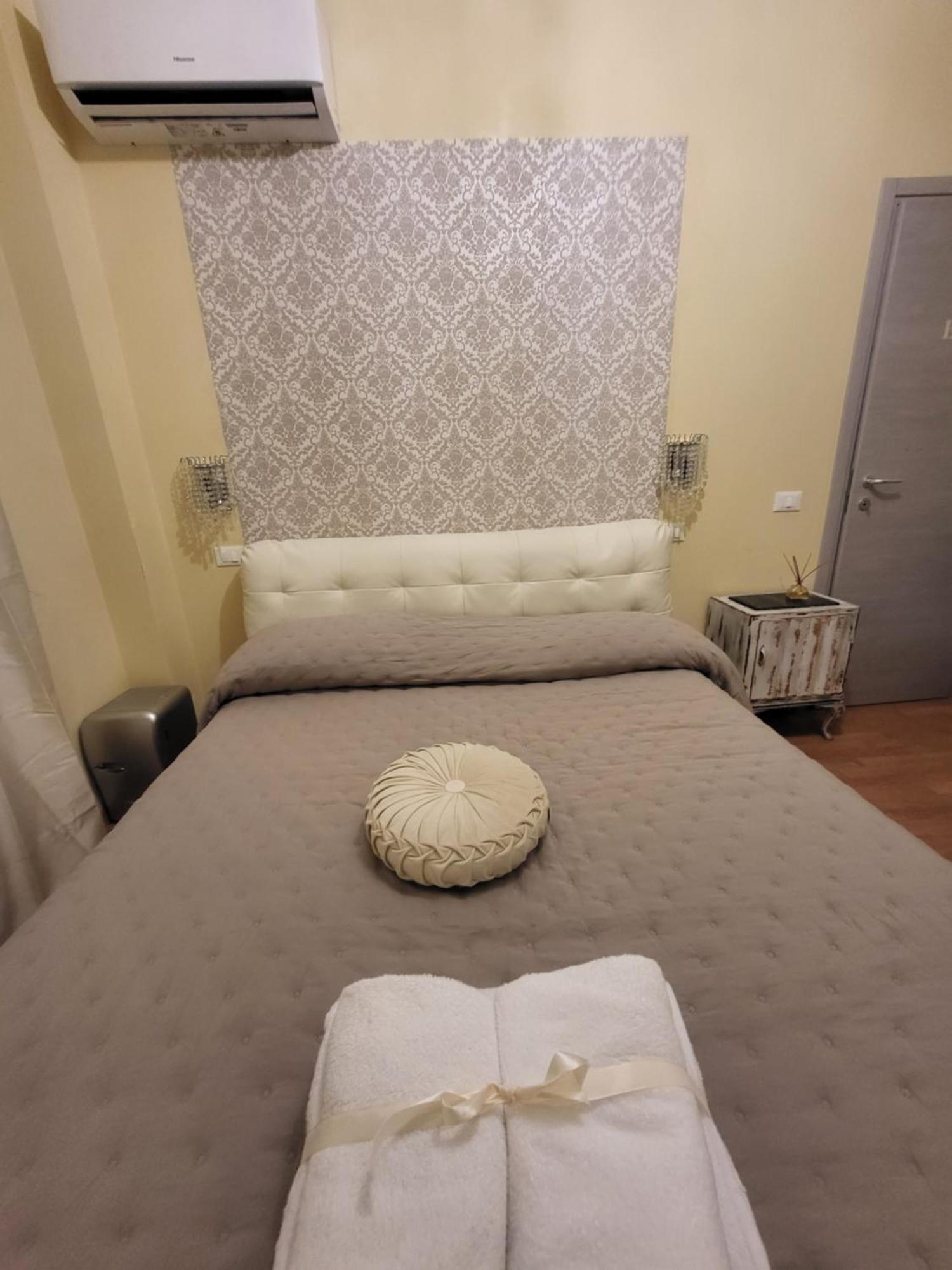 Angy'S Rooms San Remo Buitenkant foto